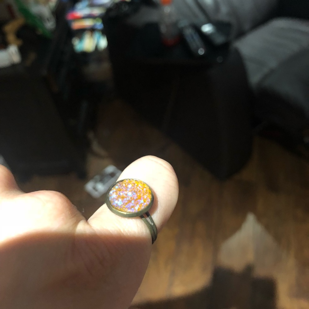 ring - Picture 3 of 5